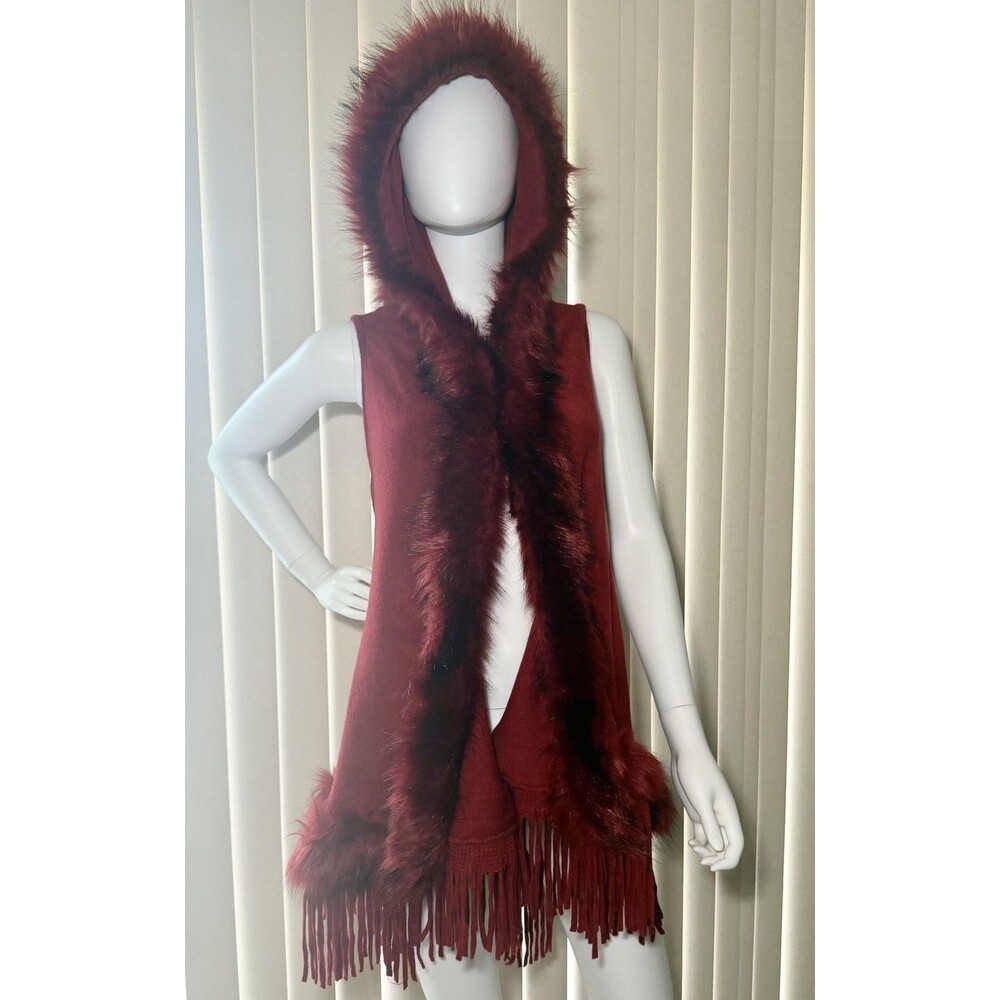 Northern Angel S/M Burgundy Faux Fur Hooded Fringe Vest Boho Y2K Festival